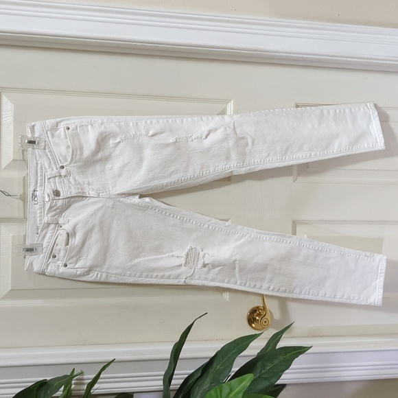 Loft Modern Skinny Women's White Distressed Jeans Size 2 - Picture 1 of 7